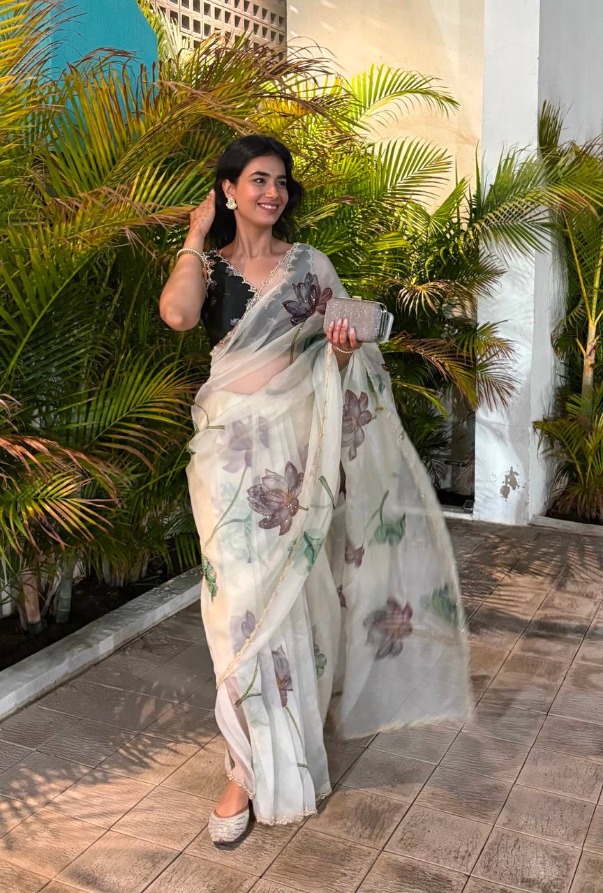 Women's Exquisite Lavender & White Organza Saree with Hand-Painted Lotus Floral Motifs & Gold Embellished Border – Compl
