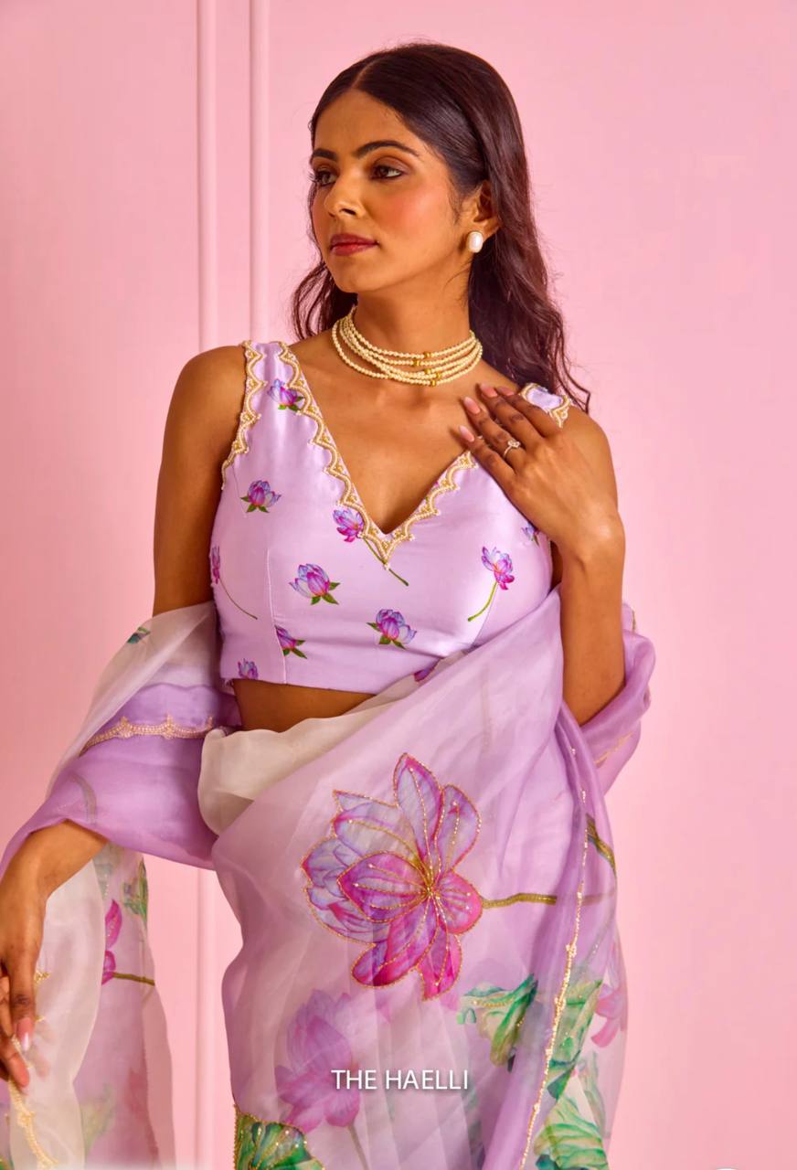Women's Exquisite Lavender & White Organza Saree with Hand-Painted Lotus Floral Motifs & Gold Embellished Border – Compl