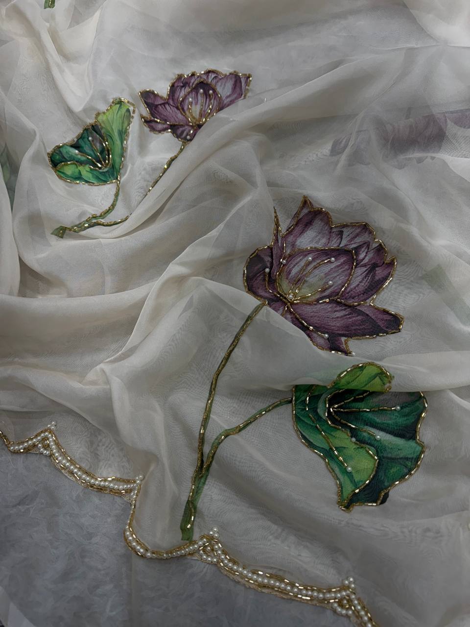 Women's Exquisite Lavender & White Organza Saree with Hand-Painted Lotus Floral Motifs & Gold Embellished Border – Compl